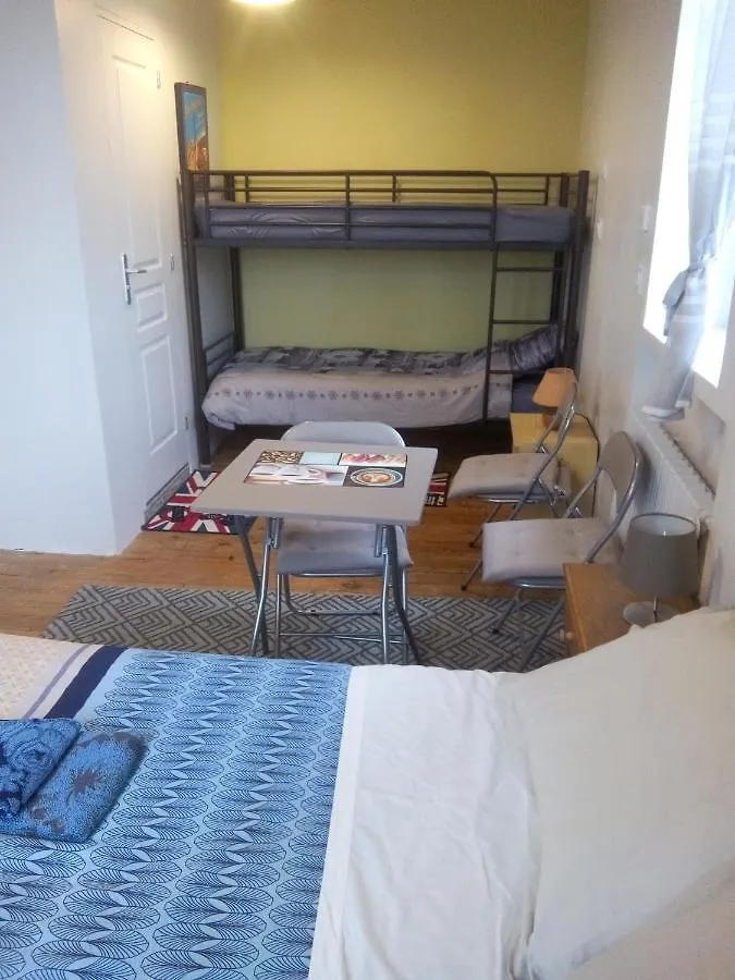 Séjour chez l'habitant Les Chambres Studios de Pleslin-Foucher France