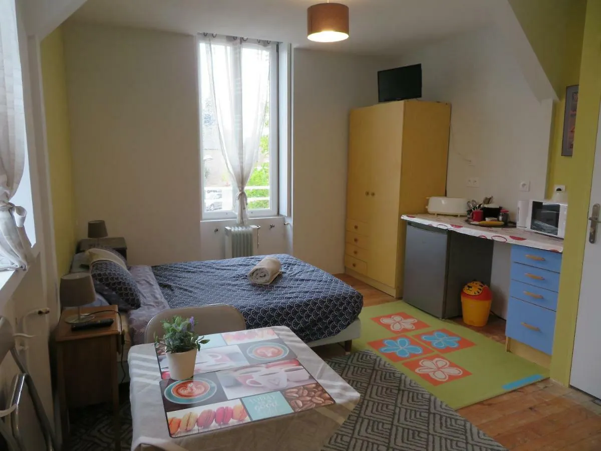 Les Chambres Studios De Pleslin-Foucher